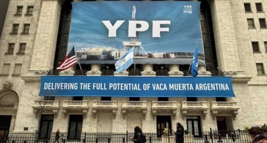 El fallo que revierte la condena a la Argentina por YPF &ldquo;es un alivio clave para las finanzas&rdquo;, afirm&oacute; un experto en derecho p&uacute;blico