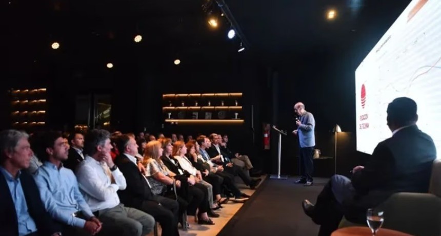 Ricardo Arriazu: &ldquo;Nos van a salir d&oacute;lares por las orejas&rdquo; si Argentina aprovecha el petr&oacute;leo