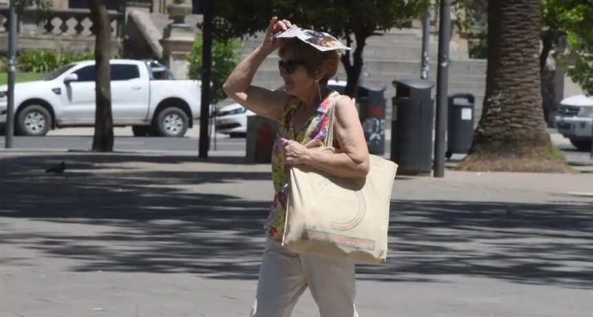 Pron&oacute;stico en Tucum&aacute;n: calor de hasta 35 grados y tormentas aisladas hacia el jueves