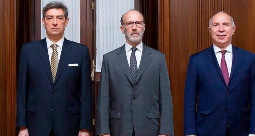 La Corte Suprema presenta una propuesta para reformar la selecci&oacute;n de jueces con un proyecto que lleva dos firmas