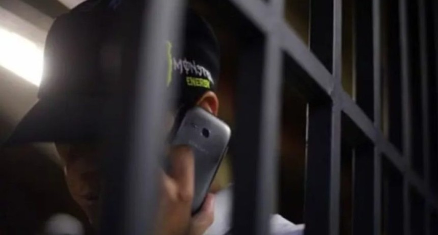 La Libertad Avanza impulsa una ley para prohibir los celulares en las c&aacute;rceles y frenar delitos desde los penales