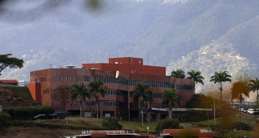 Estados Unidos reanuda operaciones en su Embajada en Caracas tras siete a&ntilde;os de cierre