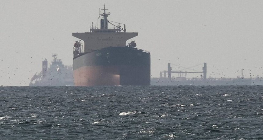 Ir&aacute;n avanza con una ley que impone peajes en el estrecho de Ormuz y bloquea el paso a buques de EE.UU. e Israel