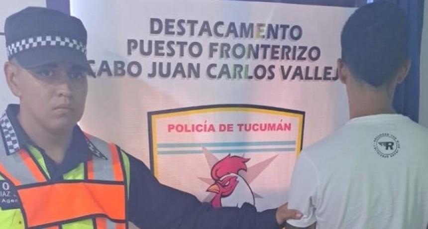 Secuestran marihuana y demoran tres jóvenes