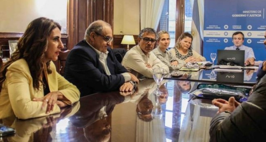 Representantes de trabajadores del IPSST, DPV y Seguridad abordaron paritarias con el Gobierno