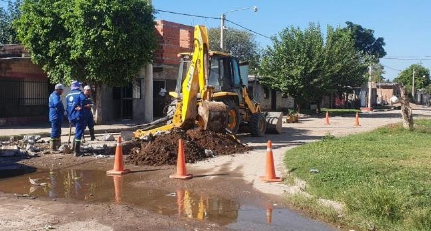 Avanzan con la renovación del sistema cloacal en barrio Juan XXIII