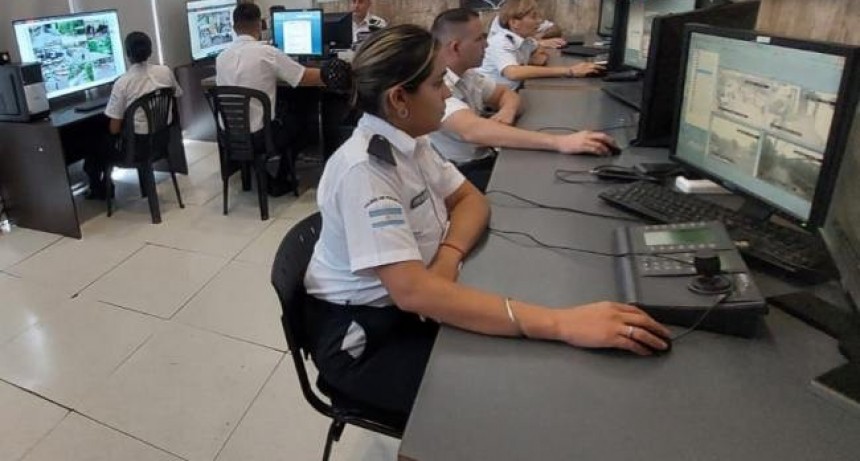En Monteros instalaron nuevas cámaras de seguridad y ampliaron el centro de monitoreo