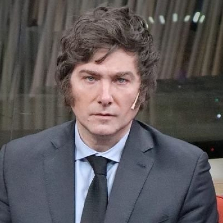 Javier Milei respondió las críticas de Cristina Kirchner a la dolarización: “Se pronunció a favor del robo”
