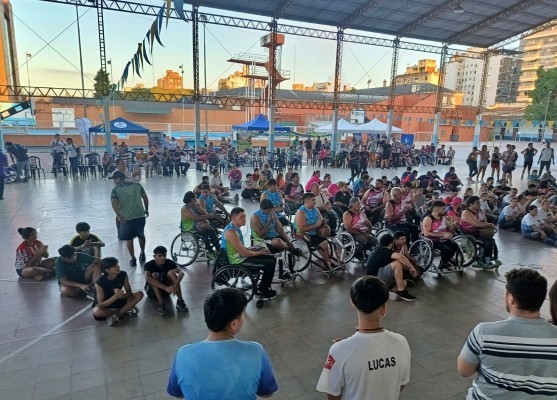 El Municipio realizó el 1º Encuentro de Deportes Inclusivos en el Complejo Ledesma