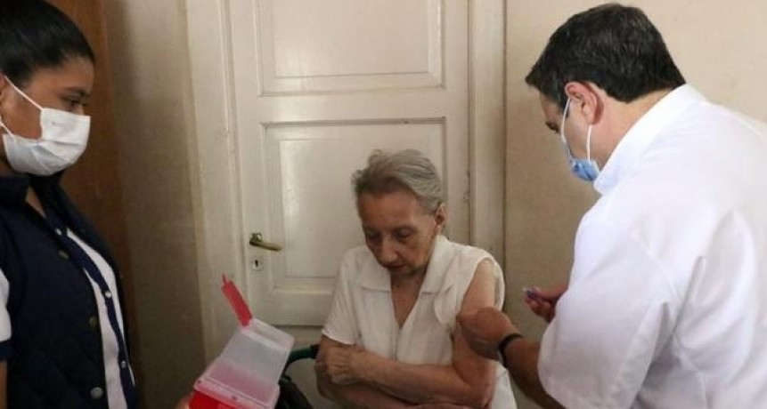 Comienza la vacunaci&oacute;n antigripal para mayores y pacientes con enfermedades de base