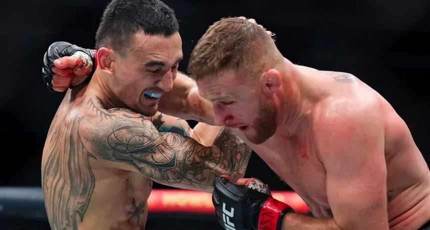 Video: Max Holloway le propinó un tremendo KO a Justin Gaethje en el UFC 300