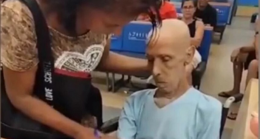 Brasil: una mujer llevó a su tío muerto a un banco para intentar cobrar un préstamo