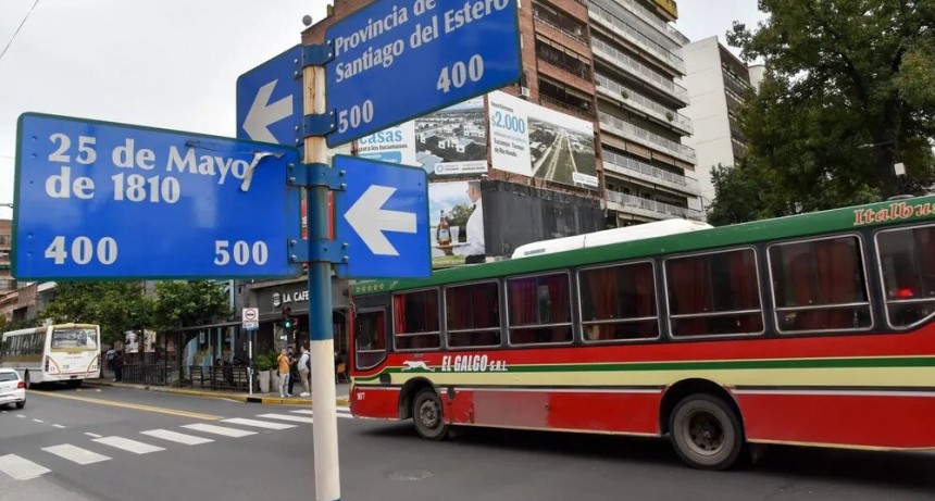 Más de 100 agentes controlan que se respete el carril exclusivo para ómnibus