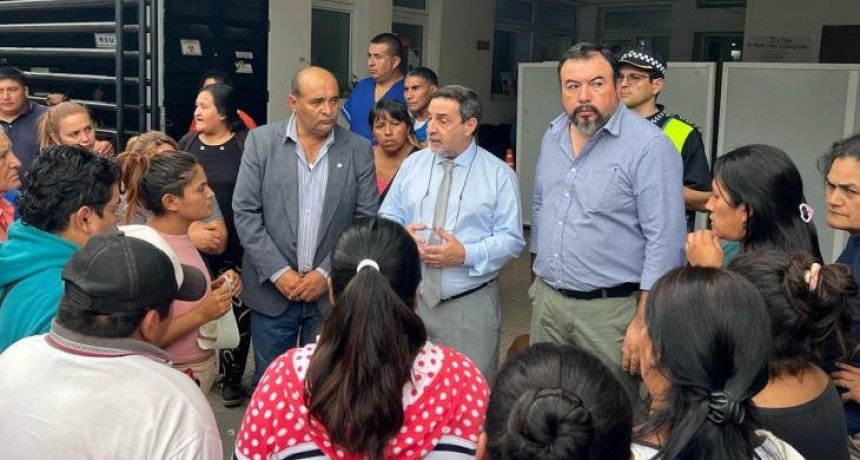 Autoridades monitorean la situación en la escuela de San Pedro de Colalao e investigan las causas