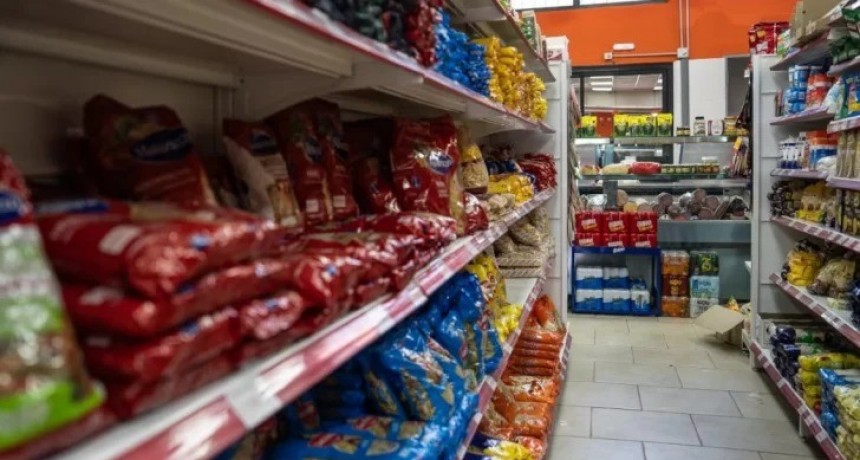 El Gobierno promueve que los supermercados rechacen listas con subas de precios