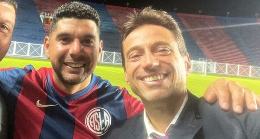 Escándalo en San Lorenzo: cámara oculta muestra al presidente recibiendo presunta coima por fichaje