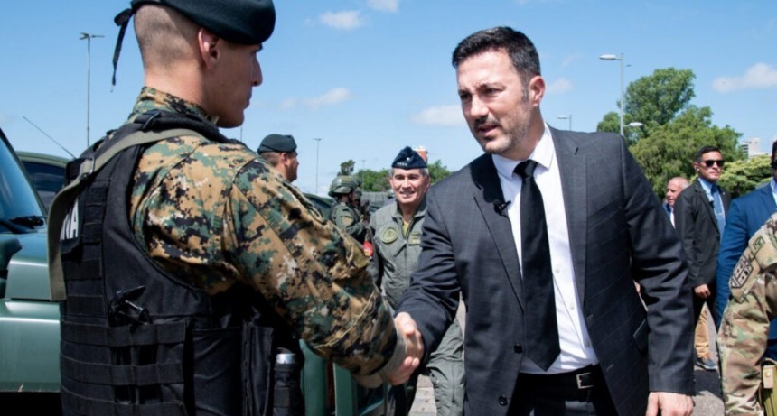 Gobierno autoriza a militares a realizar detenciones en casos de flagrancia