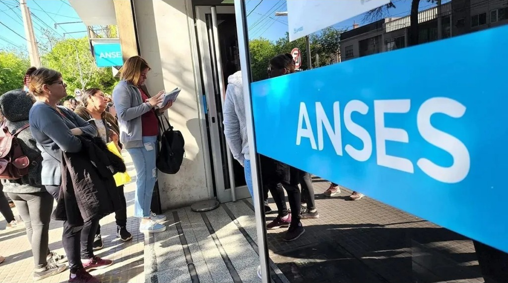 ANSES: nuevos montos de AUH, asignaciones familiares y l&iacute;mites de ingresos desde abril