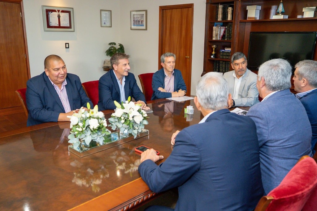 Sin distinci&oacute;n entre oficialismo y oposici&oacute;n: Acevedo convoca a todos los legisladores para un plan h&iacute;drico provincial