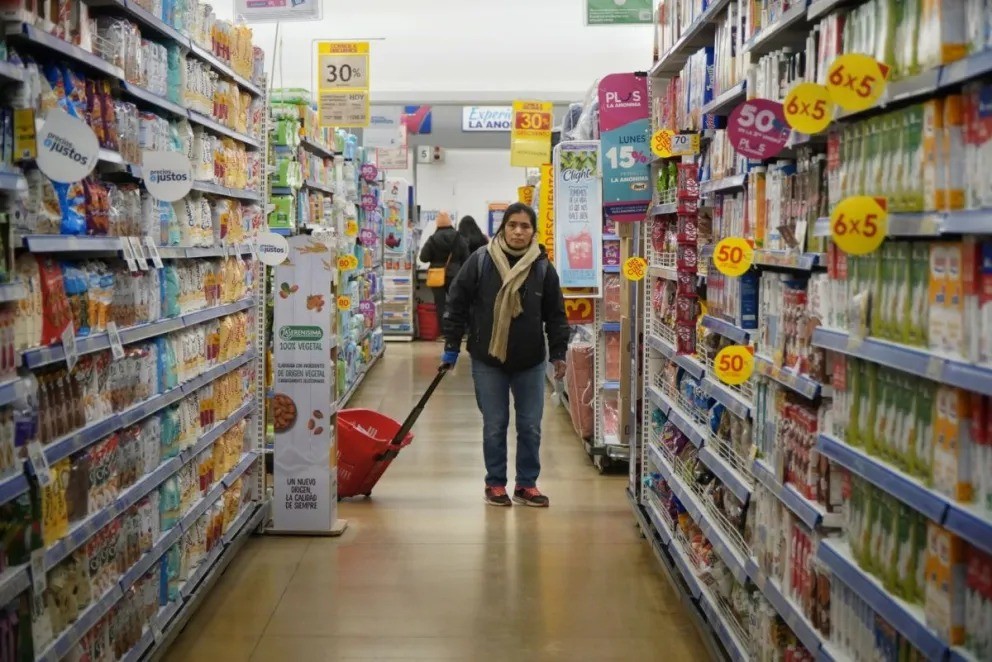 Estanflaci&oacute;n en Argentina: Santangelo cuestiona los tiempos del programa econ&oacute;mico y alerta sobre &ldquo;triqui&ntilde;uelas&rdquo; fiscales