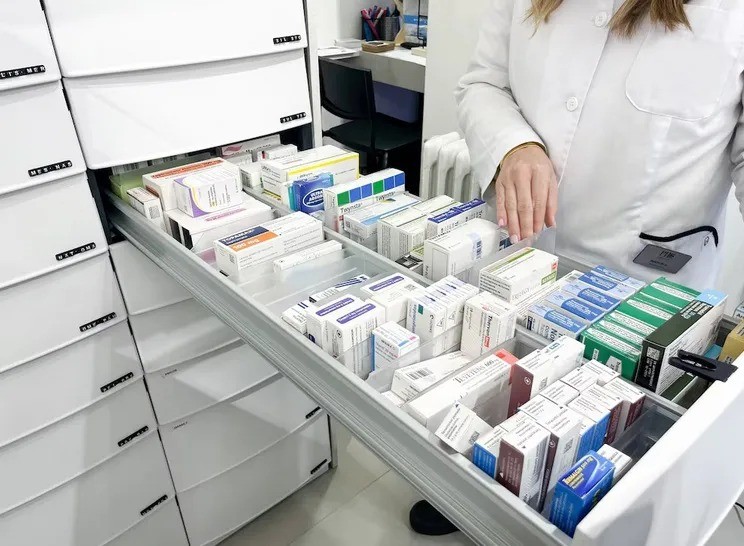 PAMI adeuda cuatro vencimientos a farmacias de Tucum&aacute;n y el sector advierte riesgo de desabastecimiento