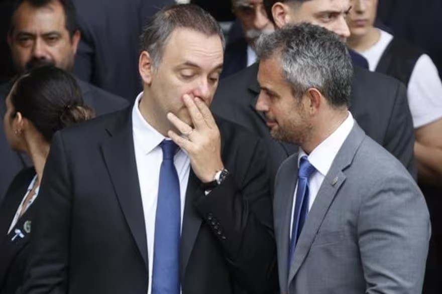 Mart&iacute;n Menem adelant&oacute; que Manuel Adorni ir&aacute; al Congreso el 29 de abril y anticip&oacute; un cruce &ldquo;picante&rdquo; con la oposici&oacute;n