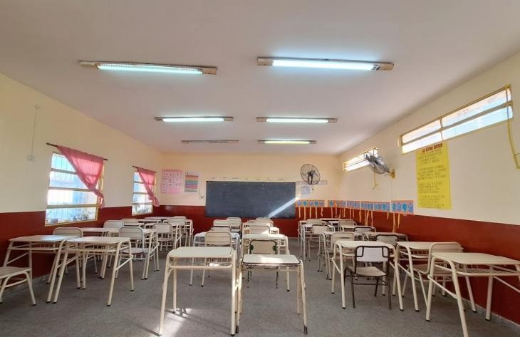 Jaldo firm&oacute; un decreto que permite expulsar alumnos y trasladarlos al instituto Brochero por violencia en escuelas