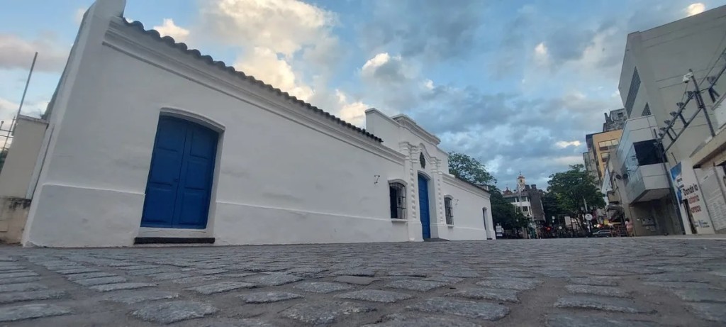 El jueves tucumano tendr&aacute; una m&aacute;xima de 27 grados con cielo parcialmente nublado