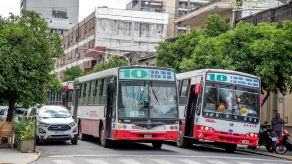 Colectivos: el municipio no aumentar&aacute; los fondos para el transporte p&uacute;blico y exige a las empresas que expliquen por qu&eacute; circulan menos unidades de las declaradas