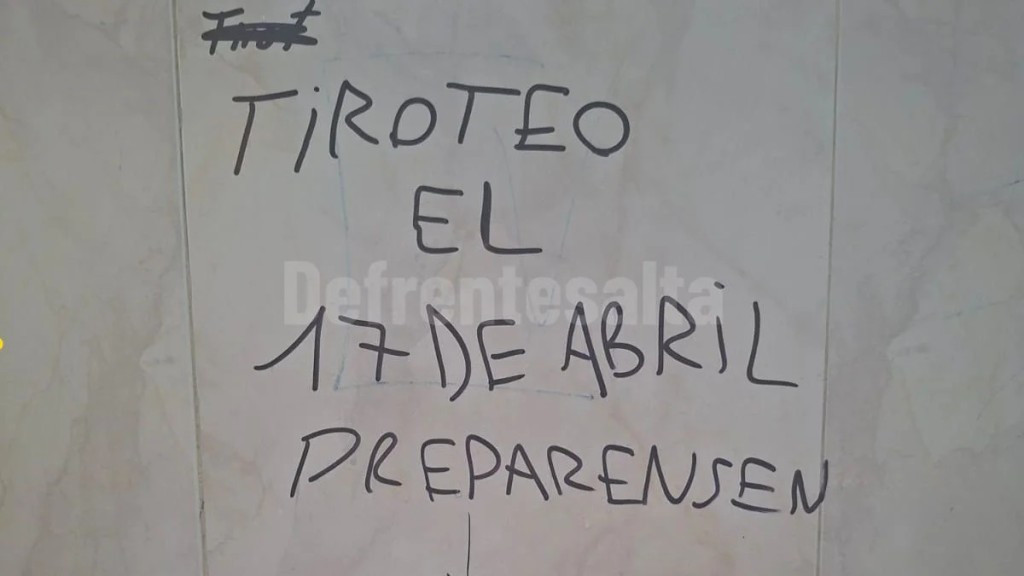 Salta: tres estudiantes de entre 17 y 19 a&ntilde;os fueron detenidos por pintar amenazas de tiroteo en un colegio
