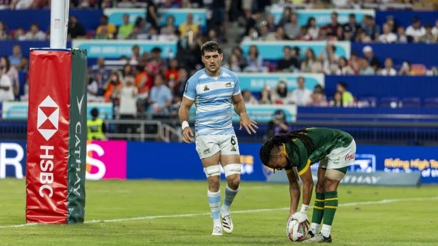 Los Pumas 7s cayeron ante Sud&aacute;frica en la final del Seven de Hong Kong y se llevaron la medalla de plata