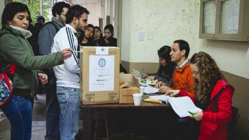 Mapa electoral UNT 2026: reelecciones, recambios y tres listas en una sola facultad