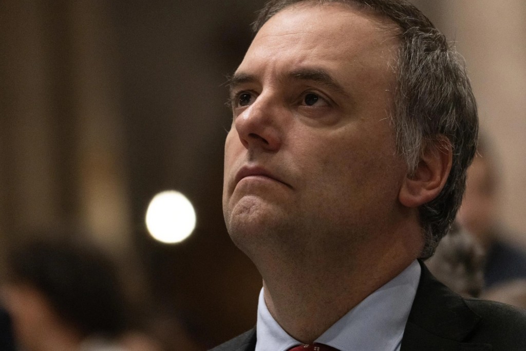 Un testigo declar&oacute; que consensu&oacute; con Manuel Adorni un pago extra de 65.000 d&oacute;lares por fuera de la escritura