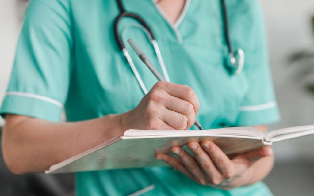 Us&oacute; un t&iacute;tulo trucho para ser enfermera en Tucum&aacute;n y ahora enfrenta una causa por uso de instrumento p&uacute;blico falso