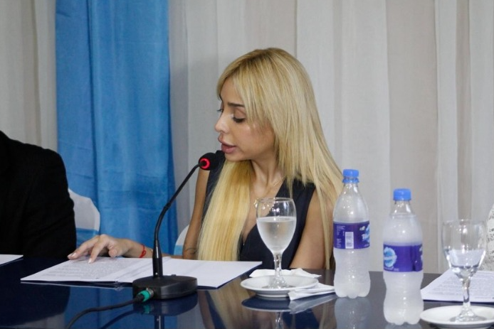 Intendentes del PJ respaldaron a Raquel Graneros tras incidente con vecinos inundados