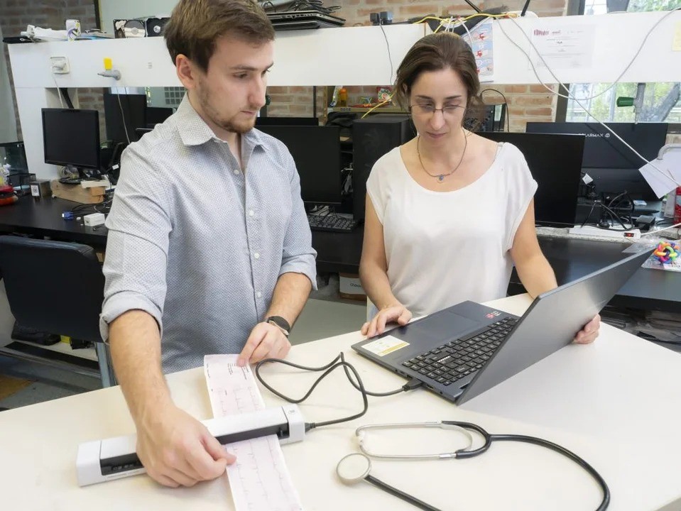 Cardiotrace: el esc&aacute;ner con inteligencia artificial desarrollado en la UNSAM que previene infartos en ambulancias