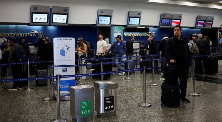 Paro de trabajadores del SMN: qu&eacute; reclama ATE y por qu&eacute; pueden cancelarse vuelos este jueves