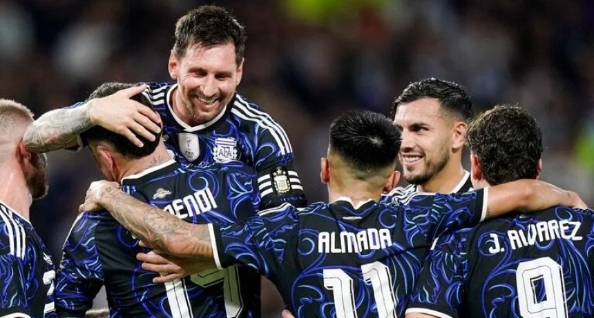 Argentina gole&oacute; 5-0 a Zambia en La Bombonera con un gol de Messi