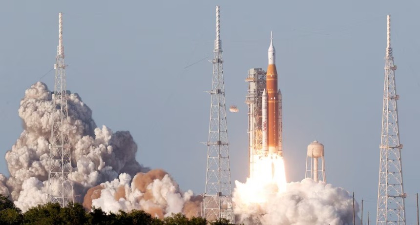 La NASA lanz&oacute; Artemis II: cuatro astronautas iniciaron el viaje hacia la Luna en una misi&oacute;n hist&oacute;rica