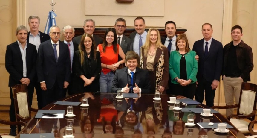 Milei re&uacute;ne a su Gabinete este lunes en medio de la imputaci&oacute;n a Adorni: buscan mostrar cohesi&oacute;n y trazar la &ldquo;segunda etapa&rdquo; de gesti&oacute;n