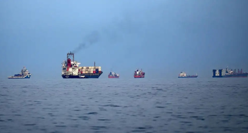 Ir&aacute;n vuelve a cerrar el estrecho de Ormuz tras ataque israel&iacute; al L&iacute;bano y Trump excluye a ese pa&iacute;s de la tregua