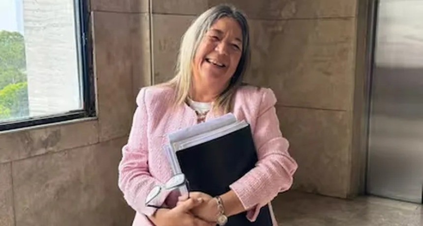 Manuel Adorni: la escribana que certific&oacute; sus compras declar&oacute; que el jefe de Gabinete "va a pagar" y neg&oacute; operaciones sospechosas