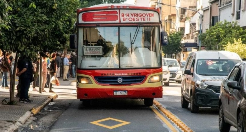 Transporte P&uacute;blico: el sindicato de choferes de Tucum&aacute;n amenaza con medidas de fuerza si hay despidos