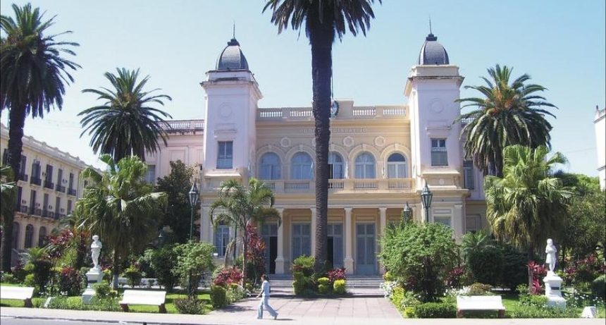 Suspenden la restauraci&oacute;n del antiguo edificio de la Legislatura y destina los fondos a combatir las inundaciones