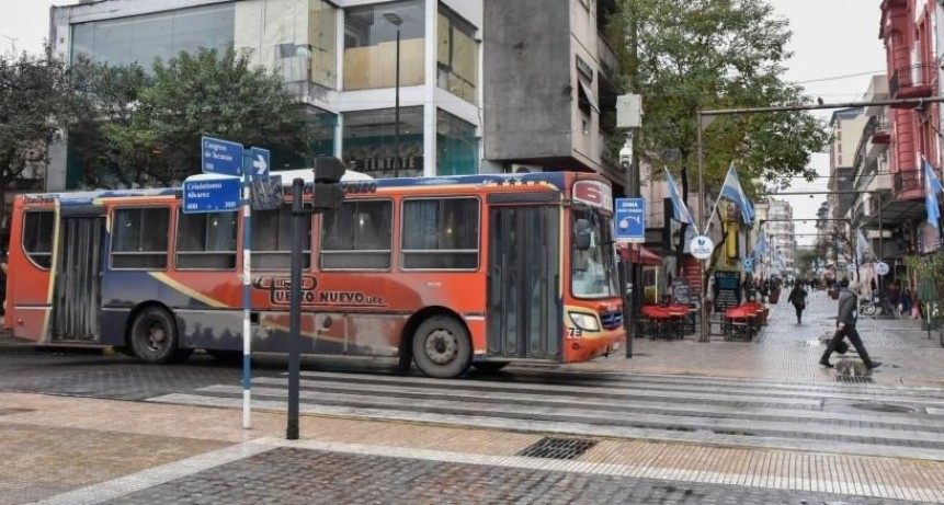 Crisis del transporte: la Provincia adelantar&aacute; $2.000 millones para frenar el colapso por el aumento del gasoil