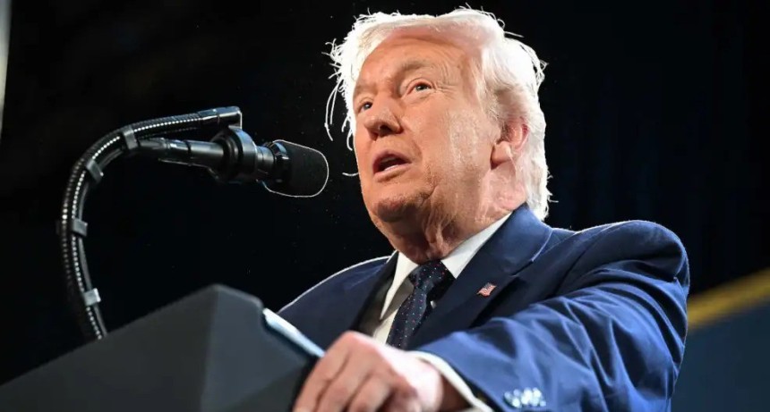 Donald Trump asegura que &ldquo;la Armada iran&iacute; yace en el fondo del mar&rdquo; tras atacar 158 buques