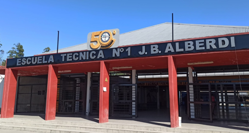 &ldquo;Los voy a matar a todos&rdquo;: el efecto contagio de las amenazas armadas que mantiene en vilo a las escuelas argentinas