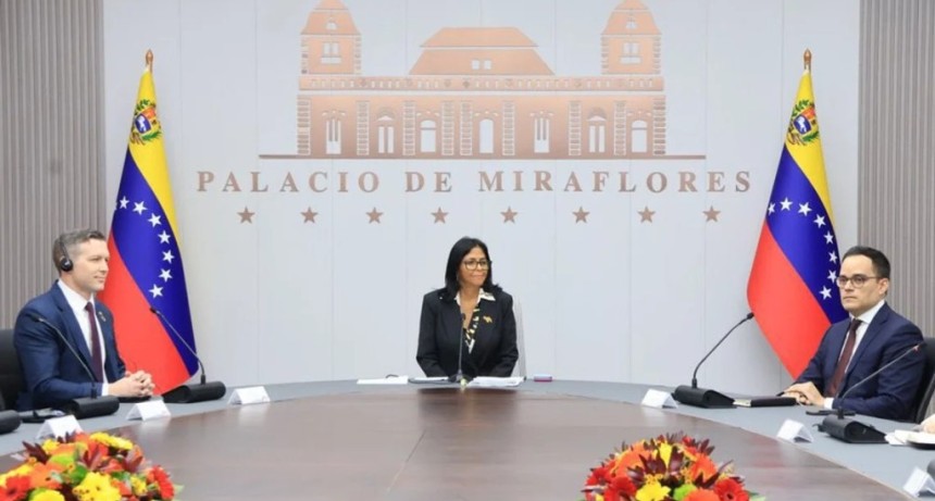 Delcy Rodr&iacute;guez orden&oacute; desmantelar el &ldquo;Sal&oacute;n N&eacute;stor Kirchner&rdquo; en el Palacio de Miraflores