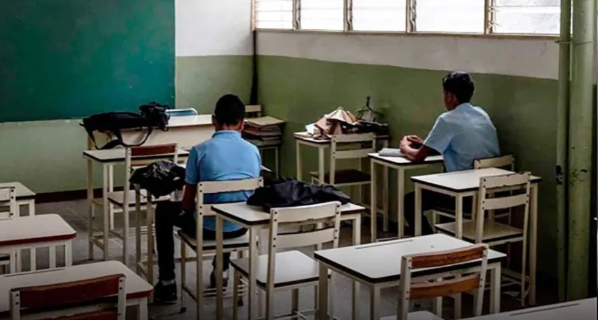 El 40% de los estudiantes argentinos no asisten a la escuela por falta de motivaci&oacute;n, seg&uacute;n un informe sobre tiempo escolar