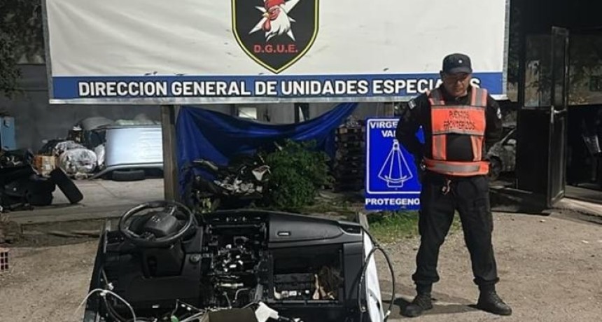 Secuestran camioneta robada desarmada y embalada como encomienda en un cami&oacute;n con destino a Salta